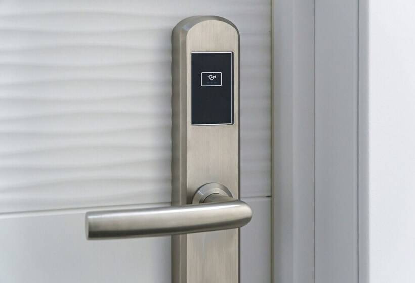 בית מלון כפרי Steps