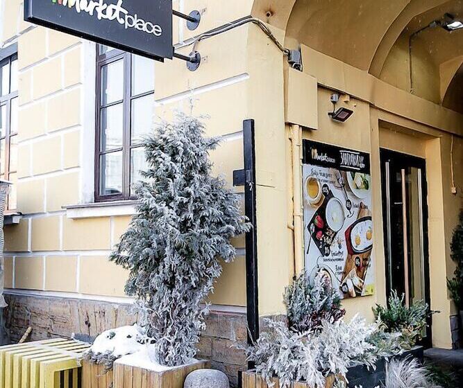 בית מלון כפרי Steps