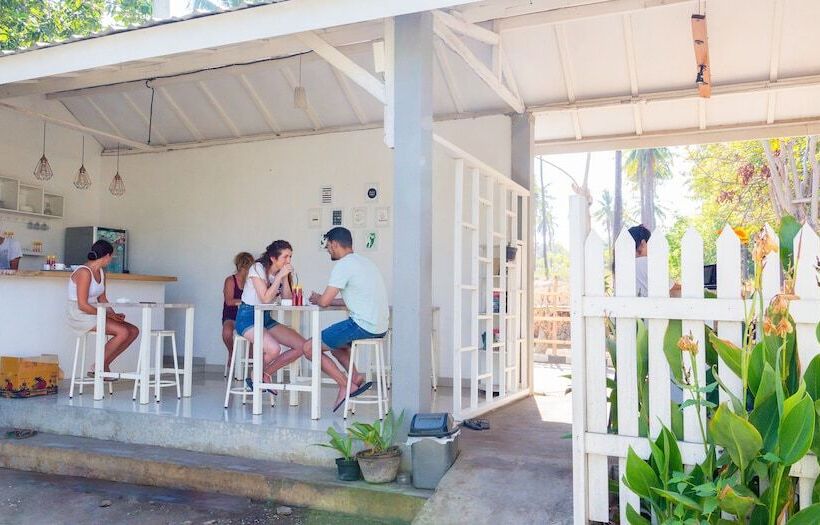 펜션 Casa Blanca Gili Air