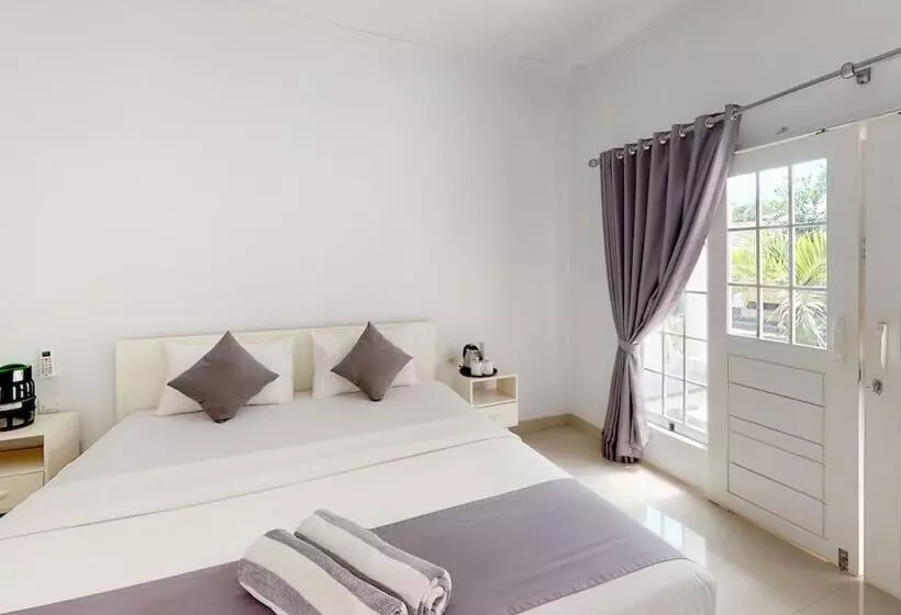 Majatalo Casa Blanca Gili Air