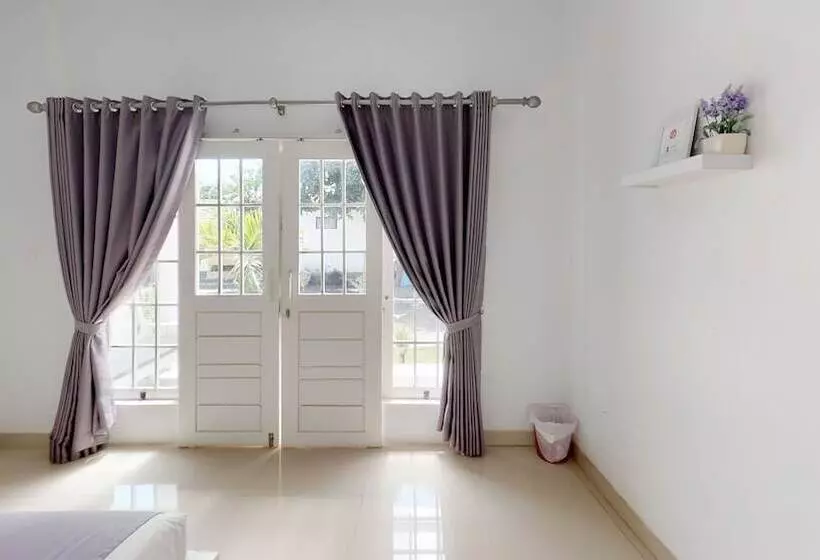 Majatalo Casa Blanca Gili Air
