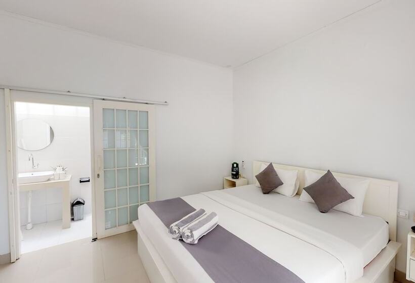 펜션 Casa Blanca Gili Air