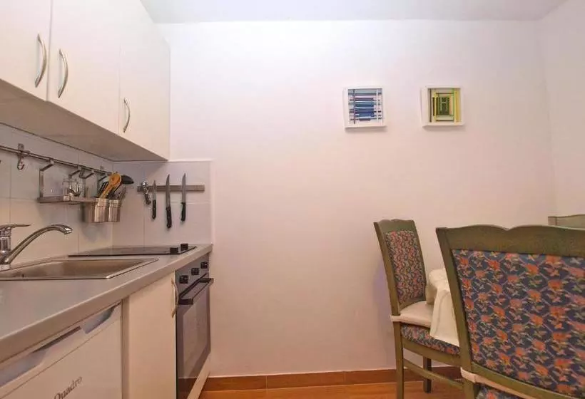 Apartments Marko 1278