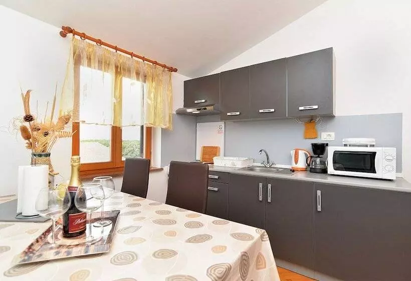 Apartment Klaudija 1629