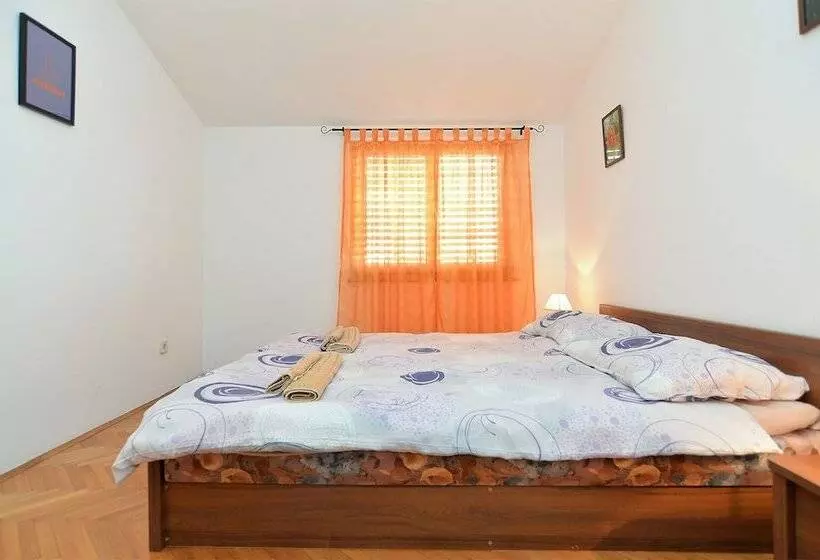 Apartment Klaudija 1629