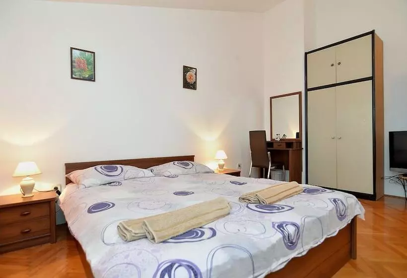 Apartment Klaudija 1629