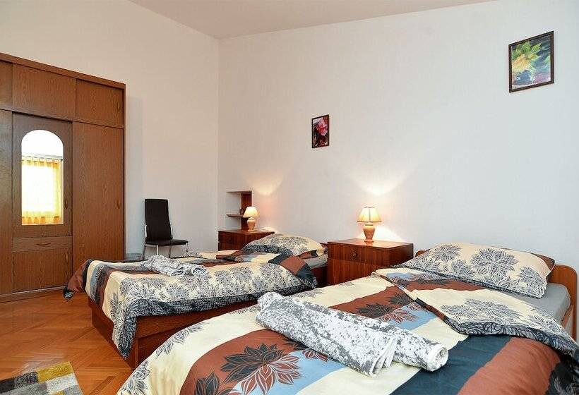 Apartment Klaudija 1629