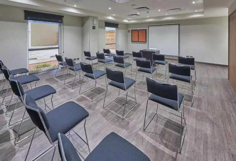 ホテル City Express By Marriott Hermosillo Expo