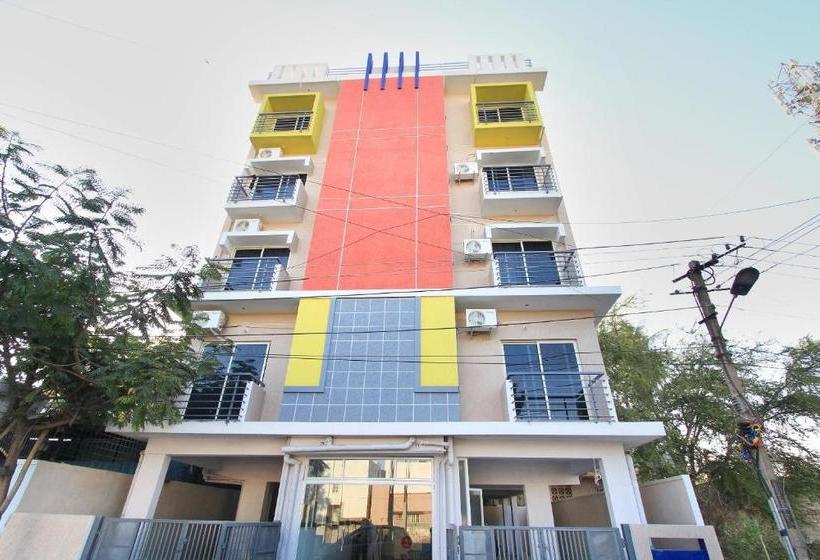 Hotell Oyo 11058 Shelton Suites Manayata