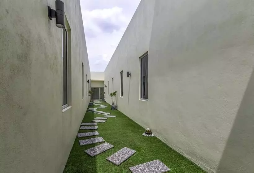 ホテル Seri Rembau