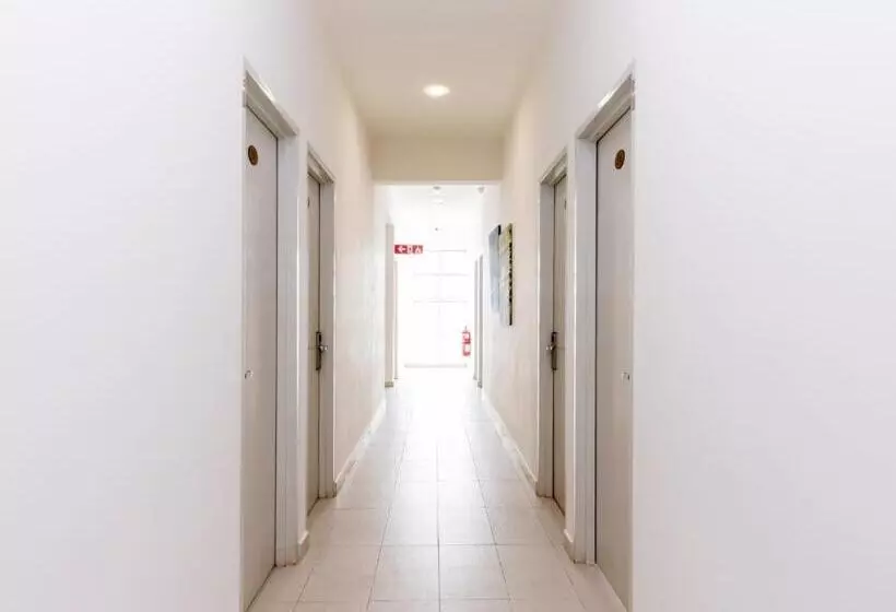 ホテル Seri Rembau