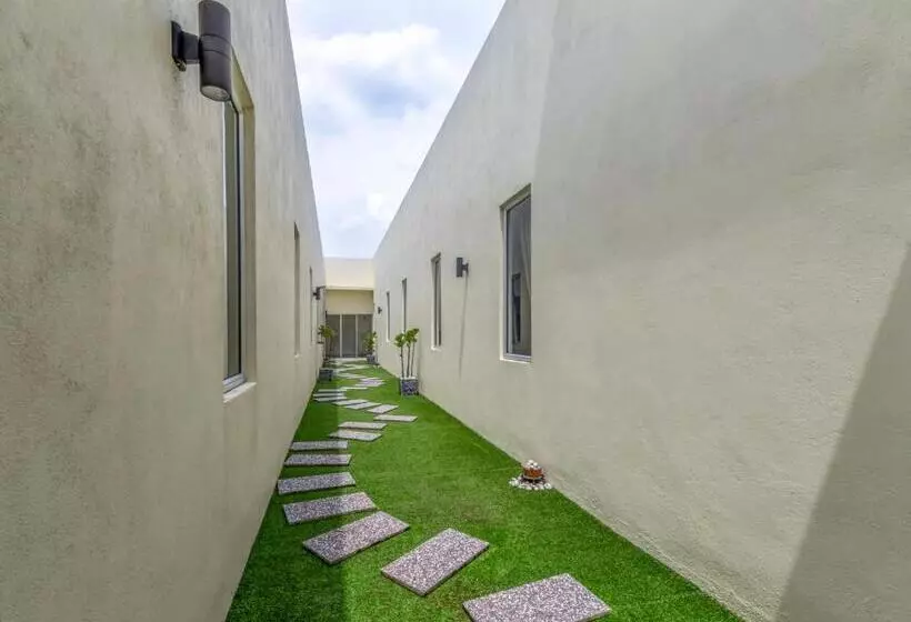 ホテル Seri Rembau