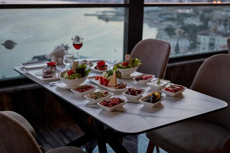 Maril Beach & Spa Hotel