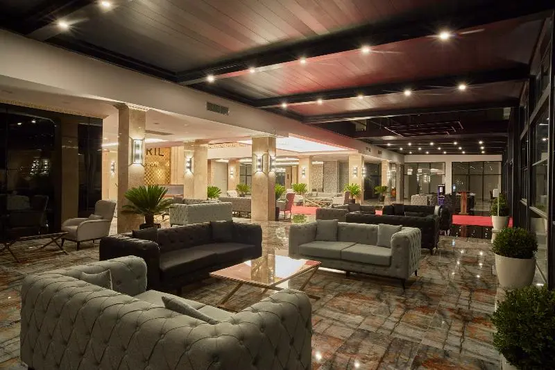 Maril Beach & Spa Hotel