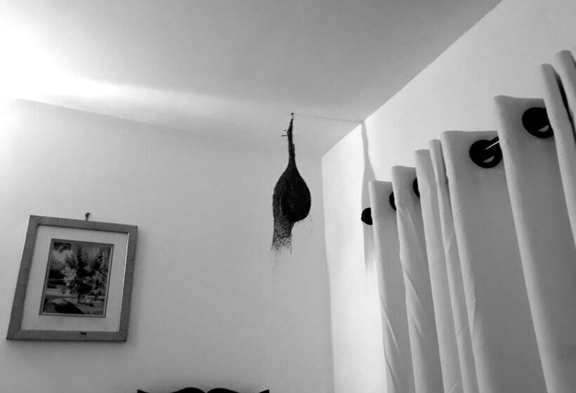 بنسيون Hewage Resort