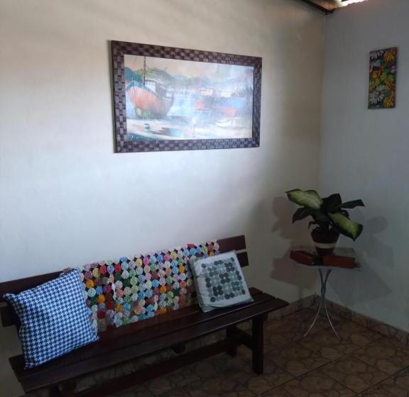 بنسيون Pousada Sayonara