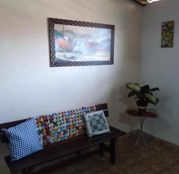 ペンション Pousada Sayonara