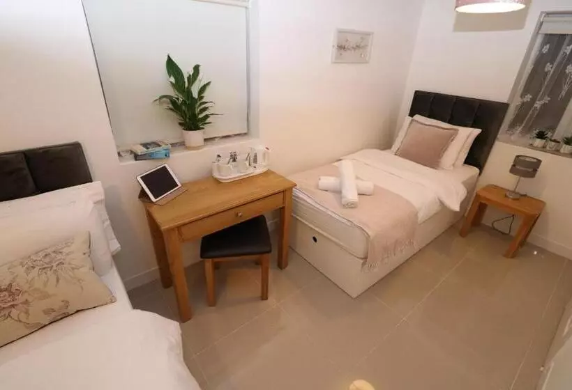 Majatalo The Lavenders