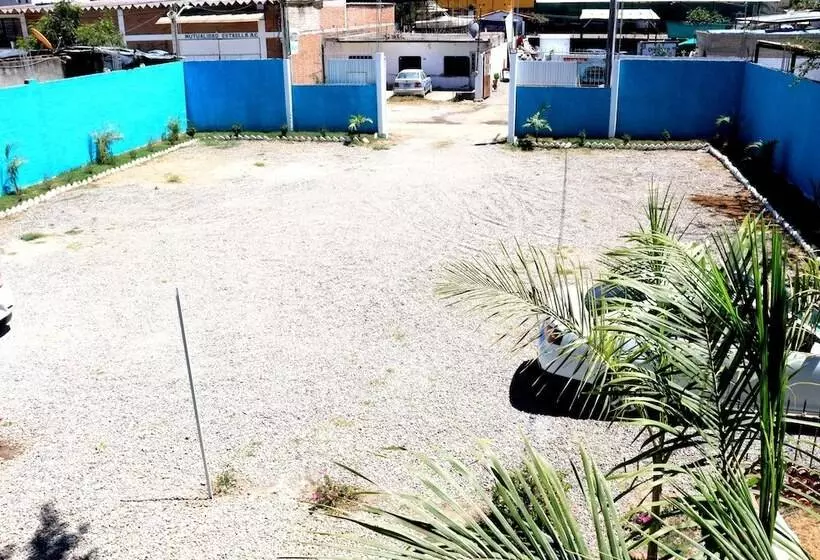 カプセルホテル Vista Hermosa