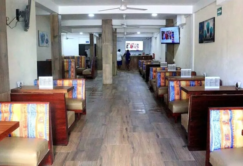 カプセルホテル Vista Hermosa