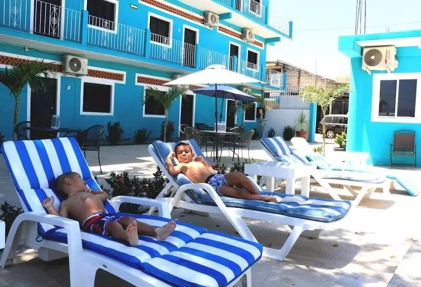 カプセルホテル Vista Hermosa