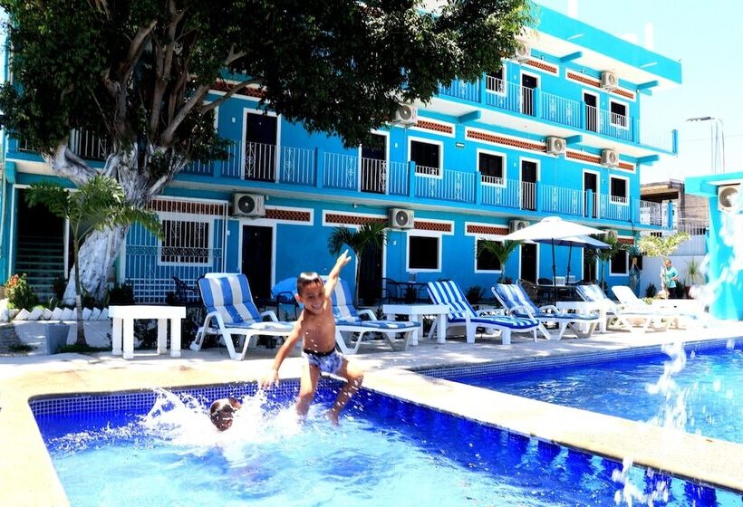 Капсульный Oтель Vista Hermosa