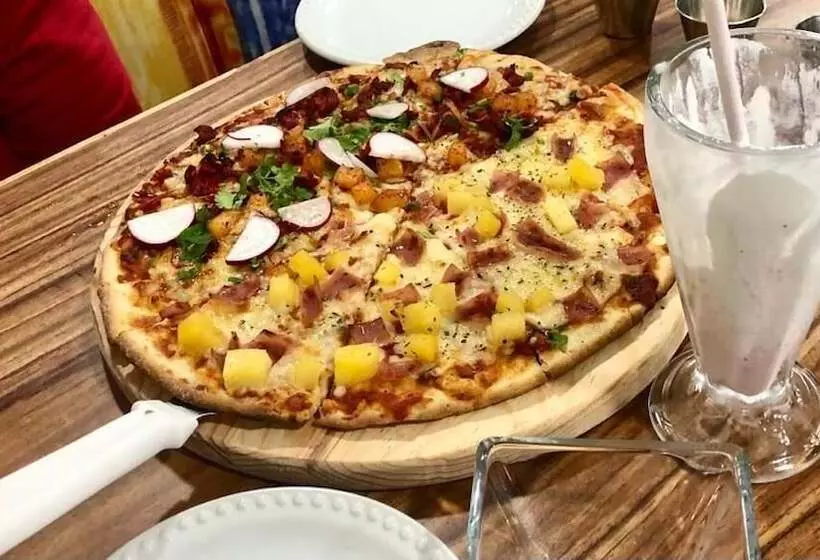 カプセルホテル Vista Hermosa