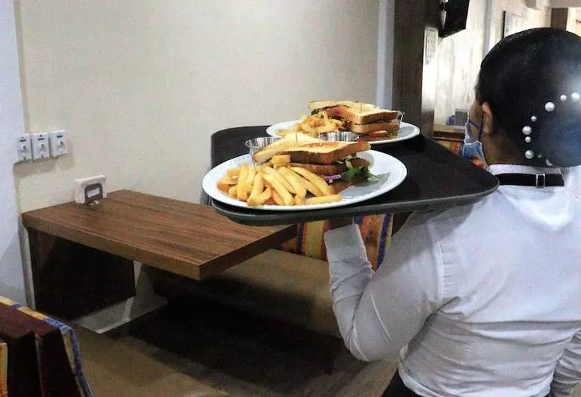 カプセルホテル Vista Hermosa