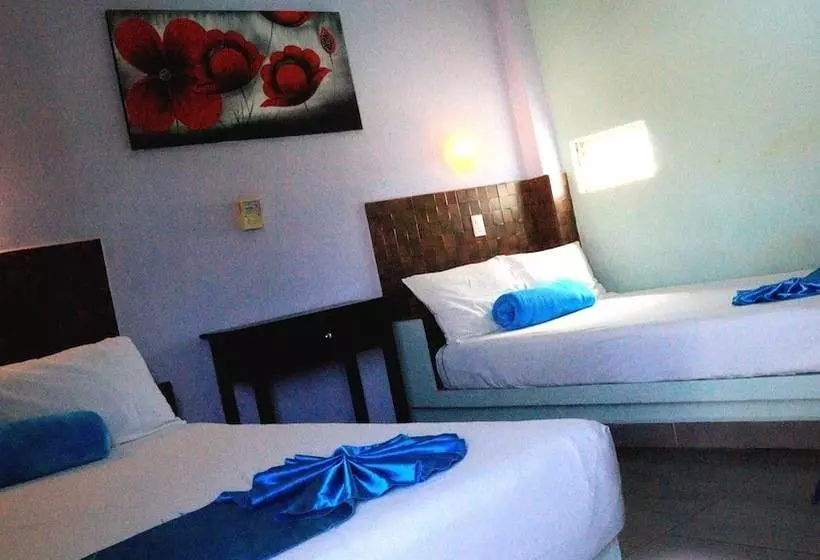 カプセルホテル Vista Hermosa