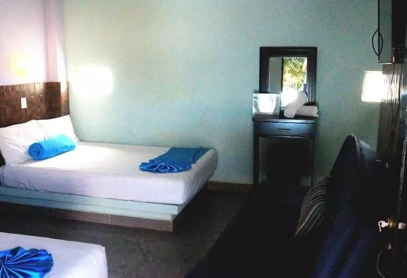 カプセルホテル Vista Hermosa