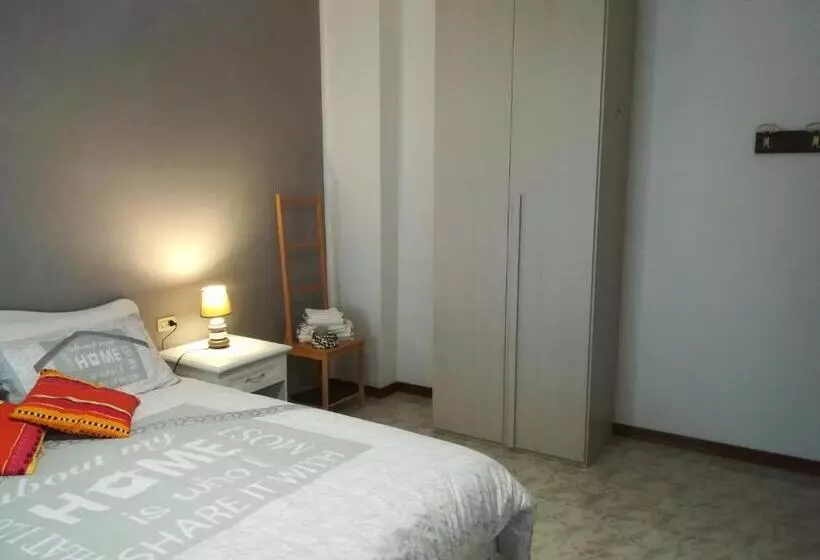 پانسیون Affittacamere Giada