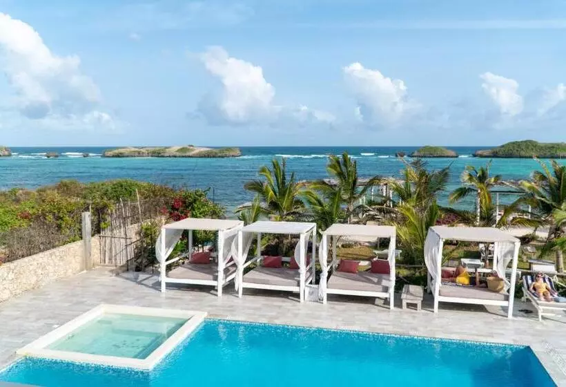 Visiwa Beach Resort