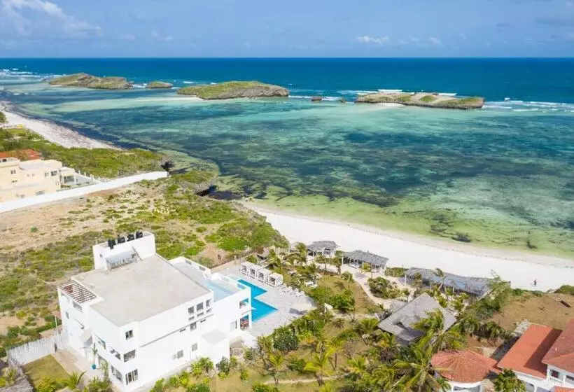 Visiwa Beach Resort