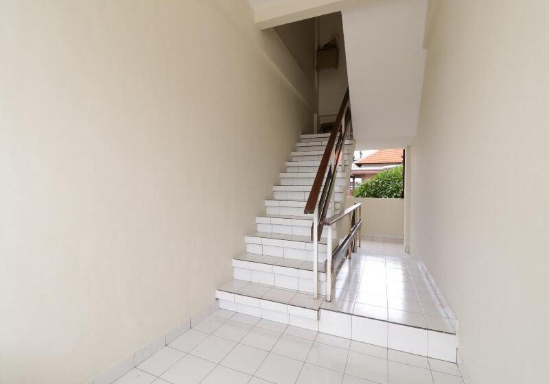 Spot On 2426 Hotel Aget Jaya Ii