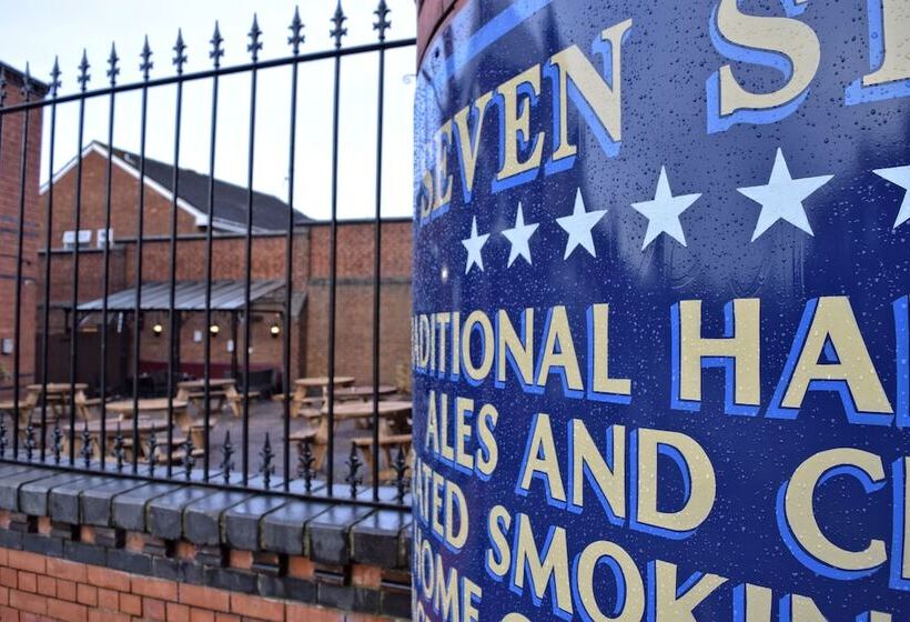 ホテル The Seven Stars