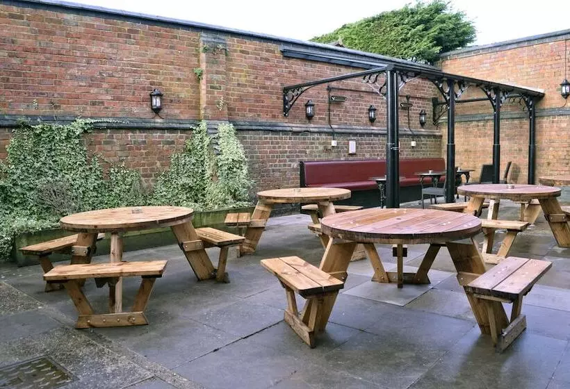 Hotelli The Seven Stars