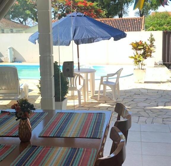 پانسیون Mundo Livre Guest House