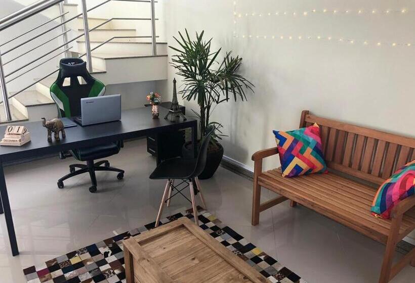 پانسیون Mundo Livre Guest House