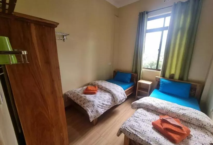 Enjivai Hostel