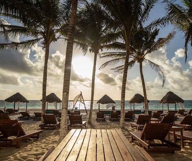 فندق Ojo De Agua