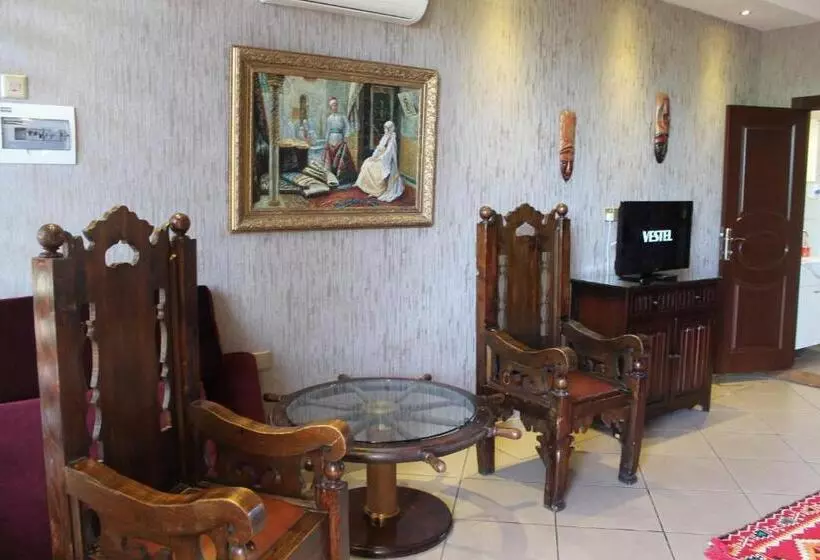 Hotelli Bella View Art Boutique