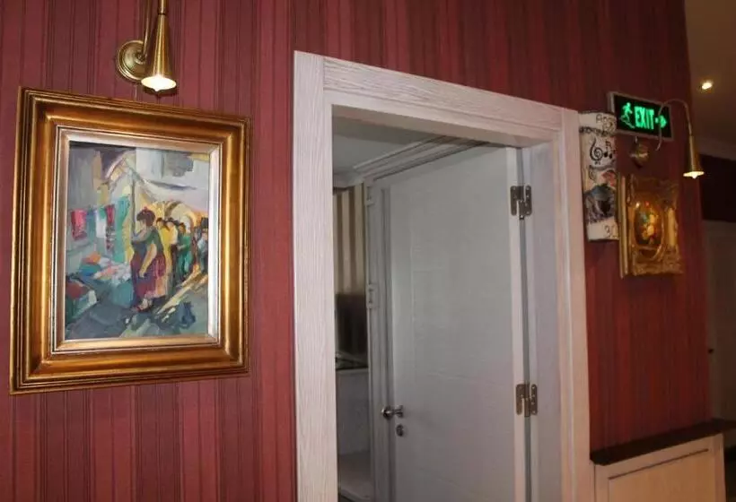 Hotelli Bella View Art Boutique