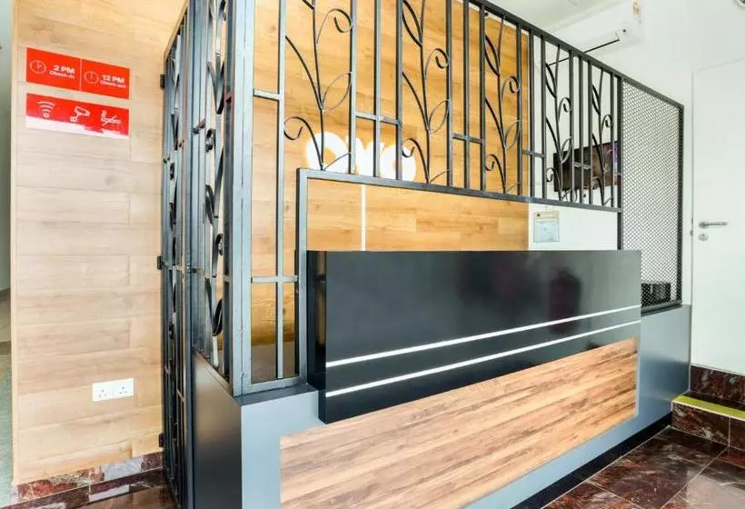 ホテル Oyo 89677 Sunflower