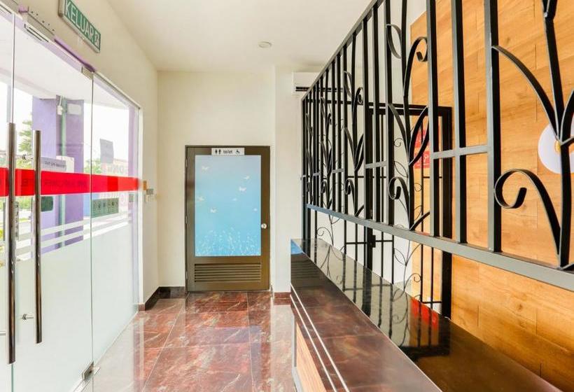 Отель Oyo 89677 Sunflower