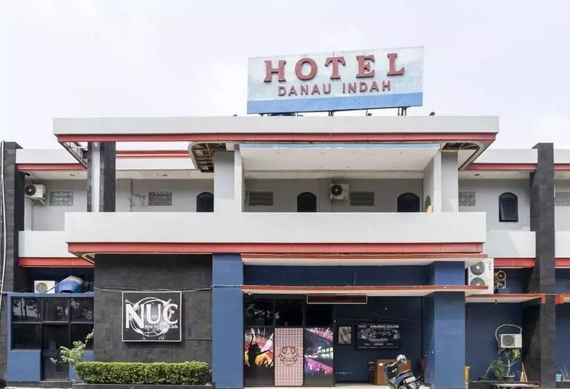 Hotelli Reddoorz Plus Near Tambun Station