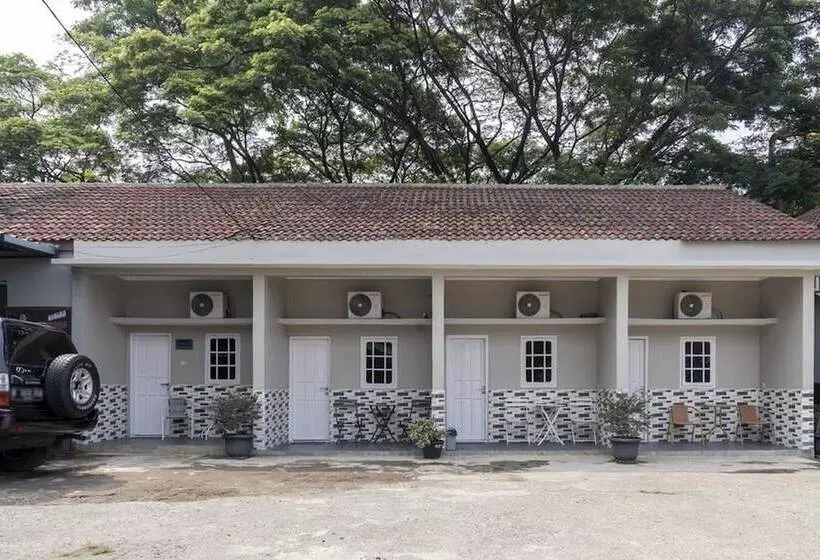 Hotelli Reddoorz Plus Near Tambun Station