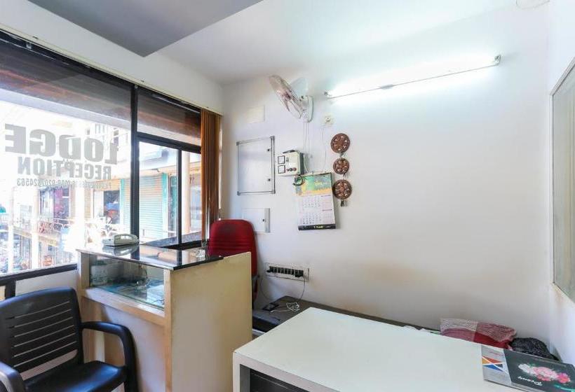 酒店 Spot On 64968 Yem Pees