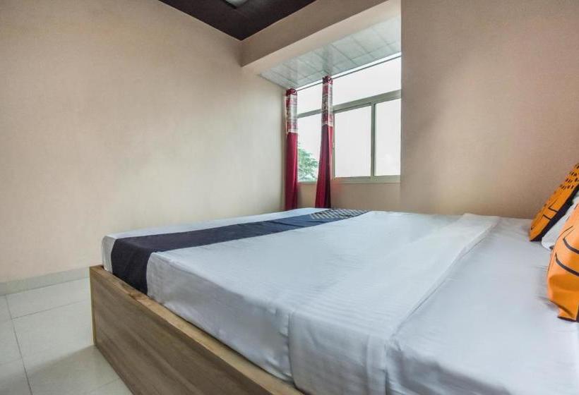 Hotell Spot On  Hi Tech