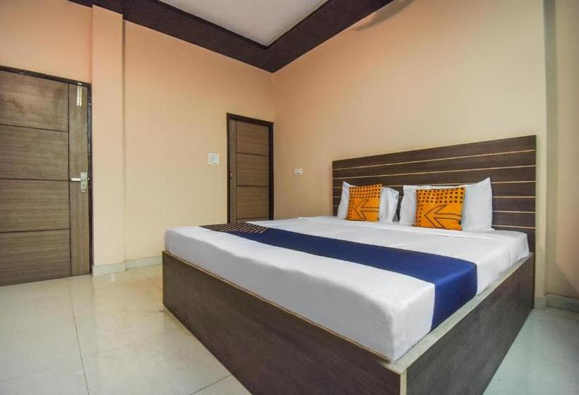 Hotell Spot On  Hi Tech