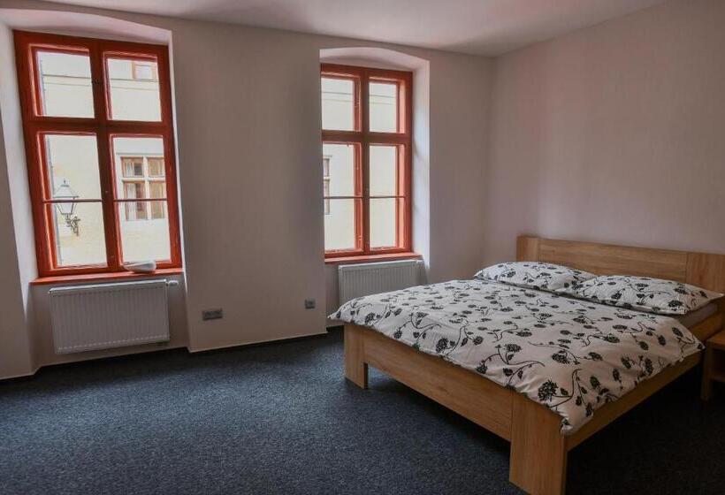 פנסיון Pivovar Prachatice